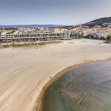 De 35m² Avec Terrasse De 14m² En Front De Mer, - Fr-1-472a-254 Apartment