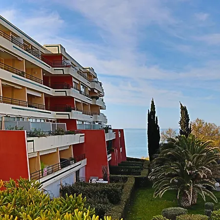 Apartment De 35m² Avec Terrasse De 14m² En Front De Mer, - Fr-1-472a-254