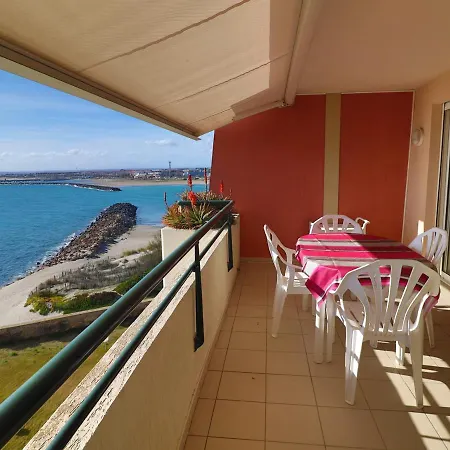De 35m² Avec Terrasse De 14m² En Front De Mer, - Fr-1-472a-254 *